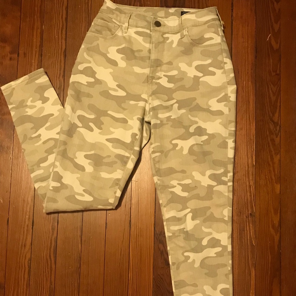 Light Camo Stretch Jeans